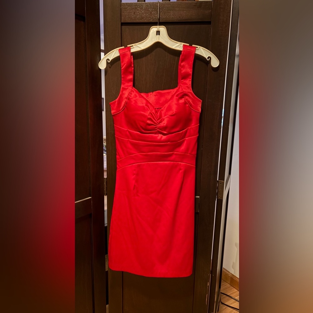 GoJane Red Sleeveless Ruched Mini Dress
